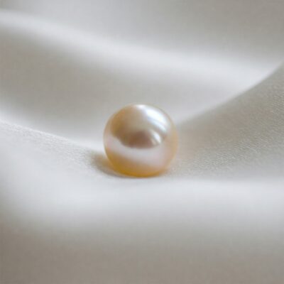 Pearl 5.6 Ct.